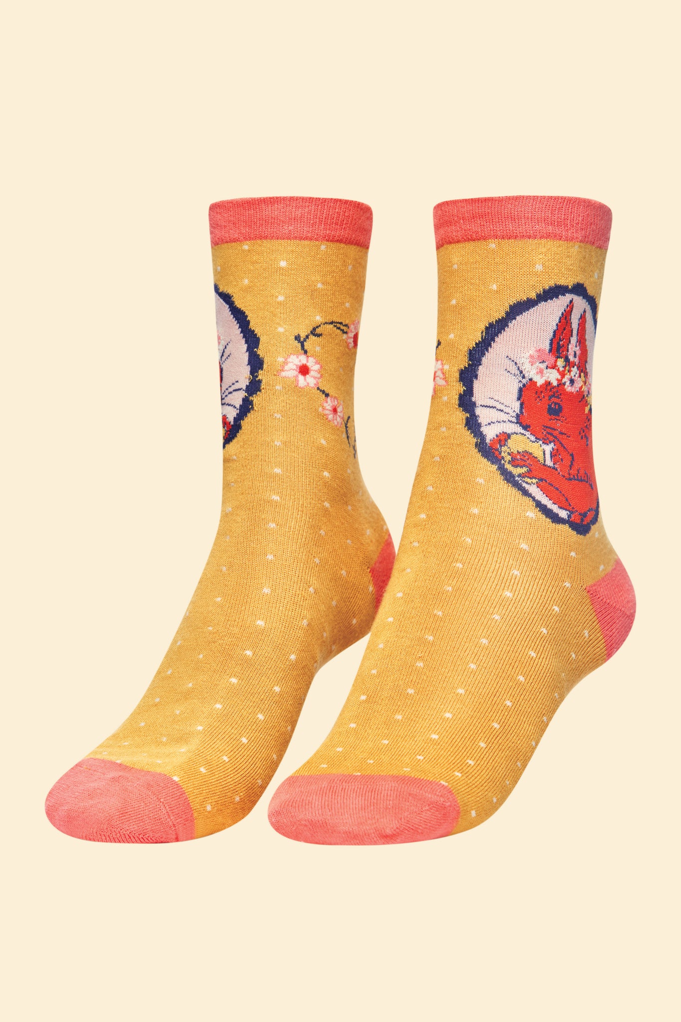 Squirrel Cameo Ankle Socks